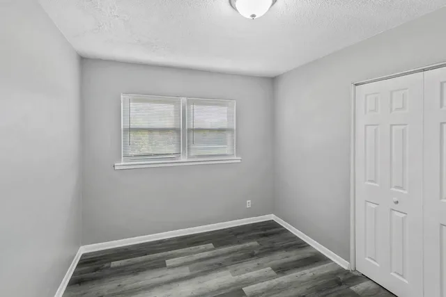 $1,550 | 991 Tollview Avenue, Unit 5, Aurora, IL 60505