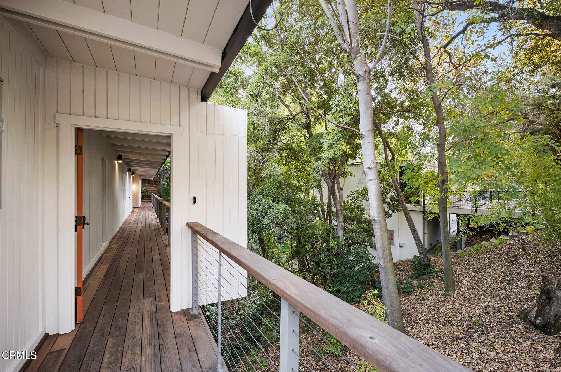 911 Laguna Road Pasadena, CA 91105 - Photo 32 of 34 a view of balcony and wooden floor