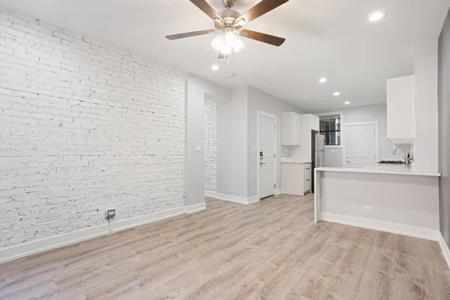 $2,169 | 1704.5 West Juneway Terrace, Unit 1G, Chicago, IL 60626