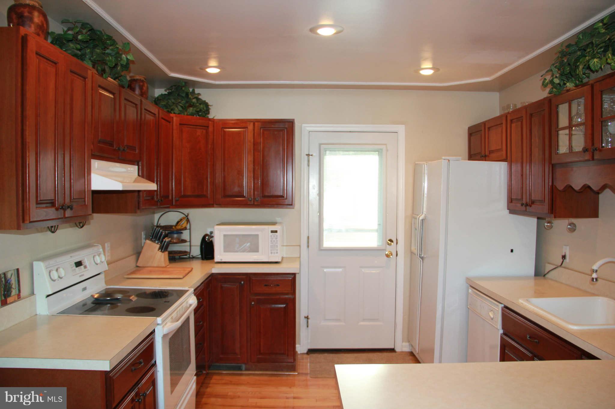 2005 Thomas Run Road Bel Air, MD 21015 - Photo 9 of 24 Kitchen