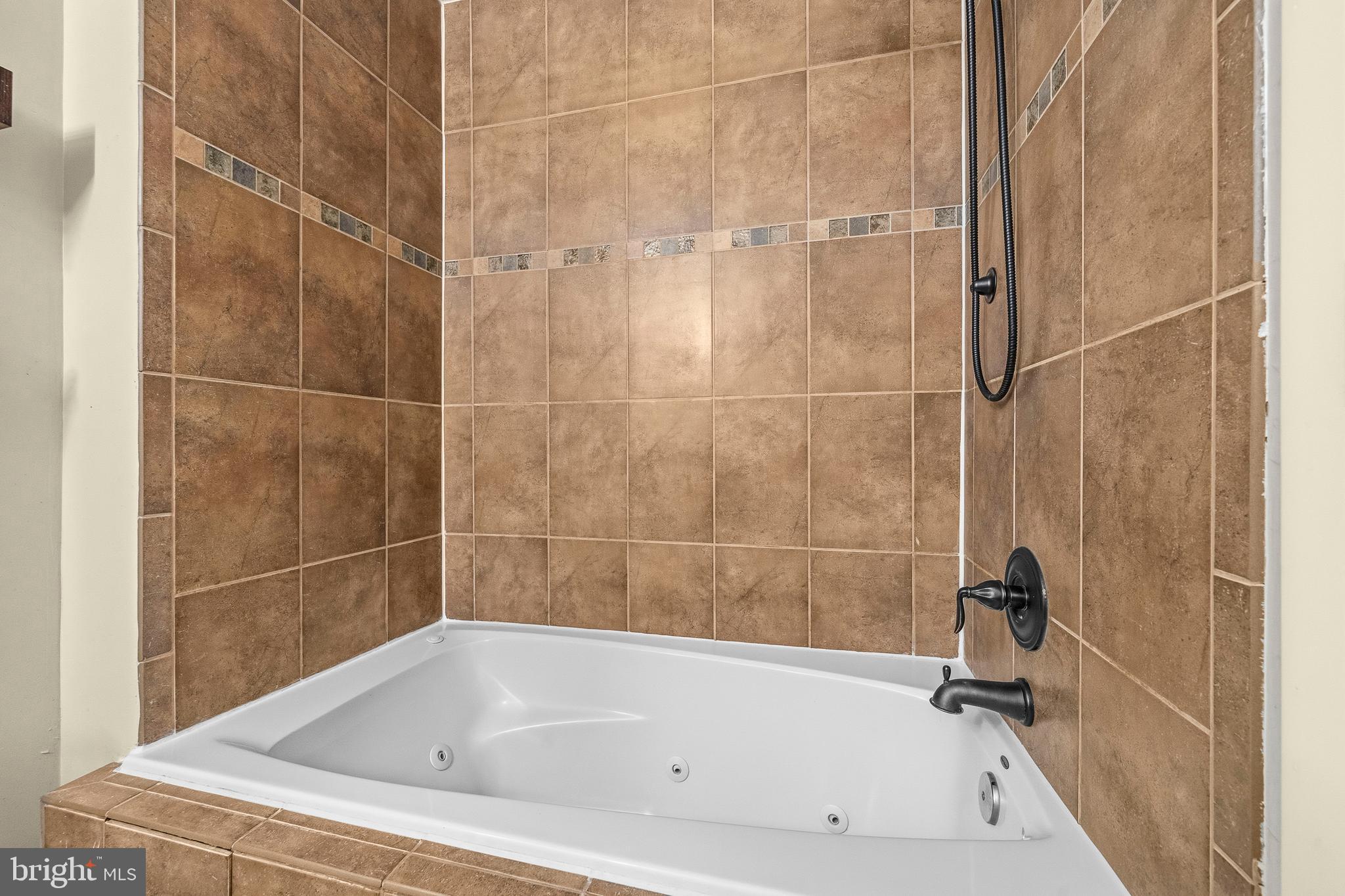 238 South Durham Street Baltimore, MD 21231 - Photo 27 of 30