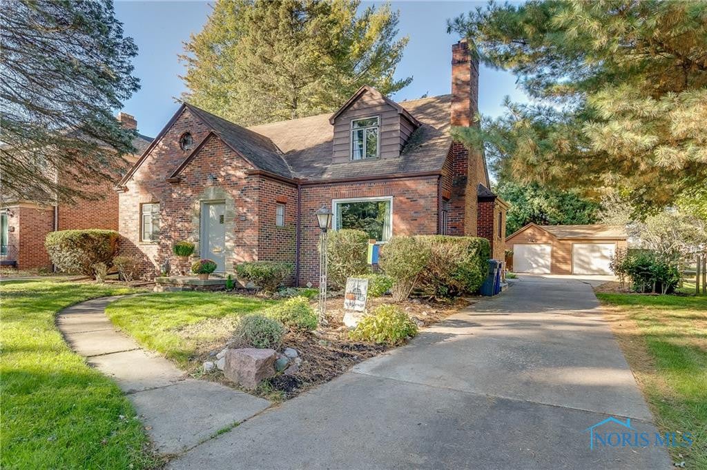 3227 Goddard Road Toledo, OH 43606 - Photo 2 of 32 Gallery Image 2