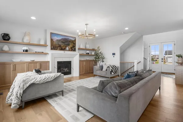 $750,000 | 4814 Oakdale Drive, Champaign, IL 61822
