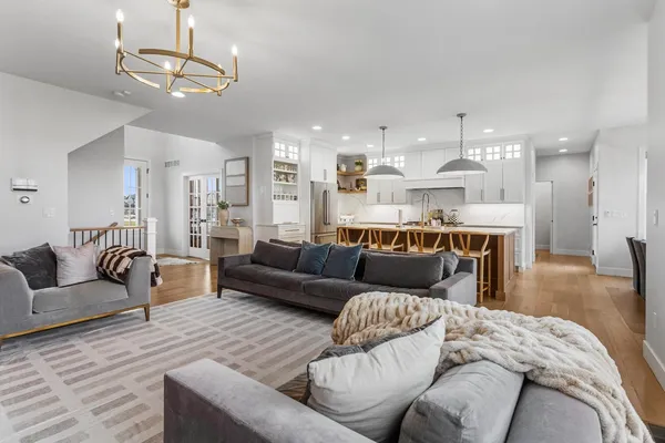 $750,000 | 4814 Oakdale Drive, Champaign, IL 61822