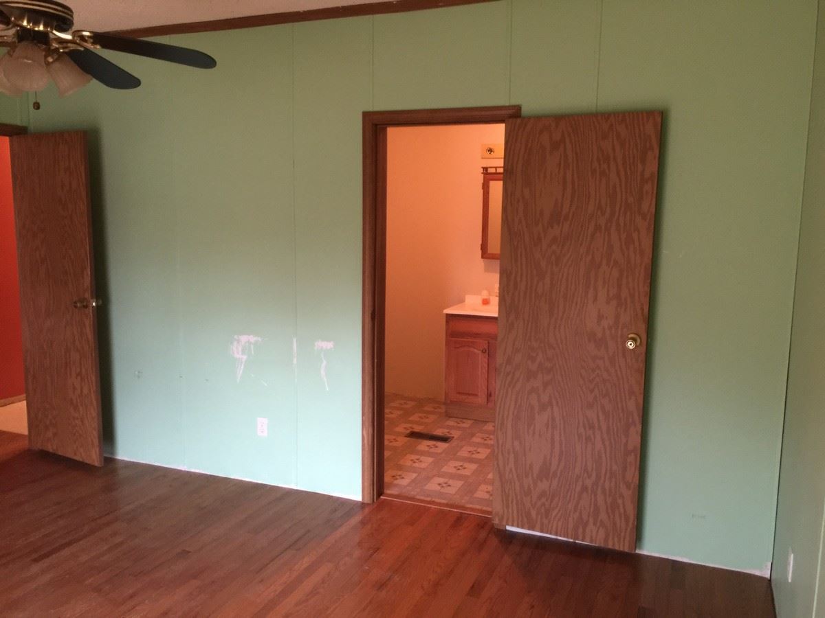 521 Thomas Road South Boardman, MI 49680 - Photo 13 of 31 1840817-12.JPG