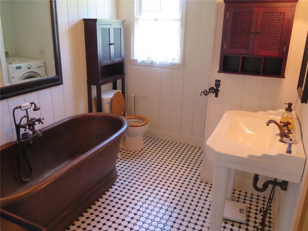 1143 Bremen Road Waldoboro, ME 04572 - Photo 18 of 32 Photo