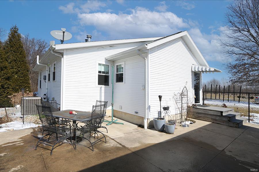 1339 Ayers Road Greenville, IL 62246 - Photo 41 of 62 Gallery Image 41