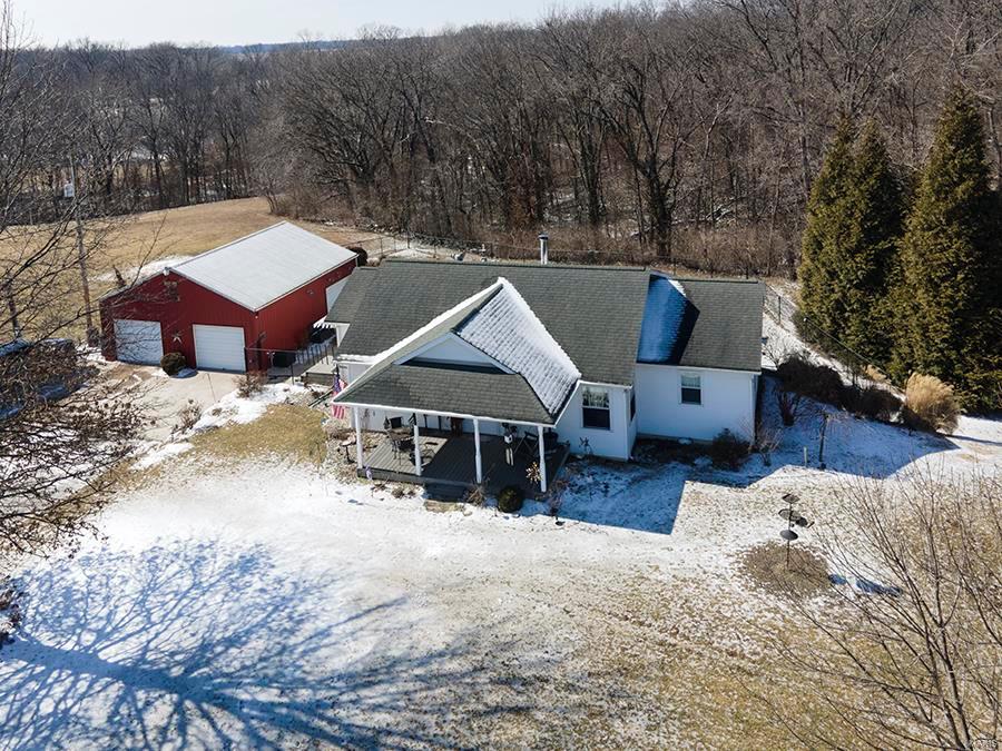 1339 Ayers Road Greenville, IL 62246 - Photo 8 of 62 Gallery Image 8
