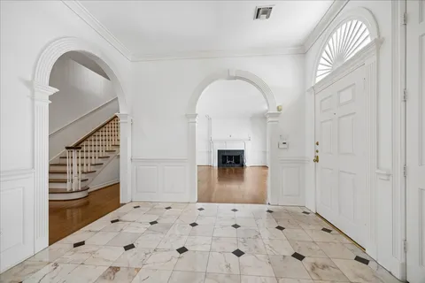 $2,695,000 | 5970 Riverview Way, Houston, TX 77057