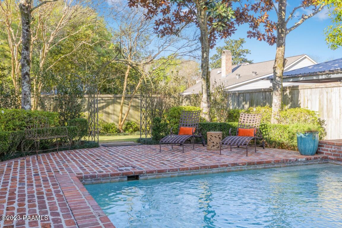 1302 Greenbriar Road Lafayette, LA 70503 - Photo 44 of 50 1302 Greenbriar Rd-45