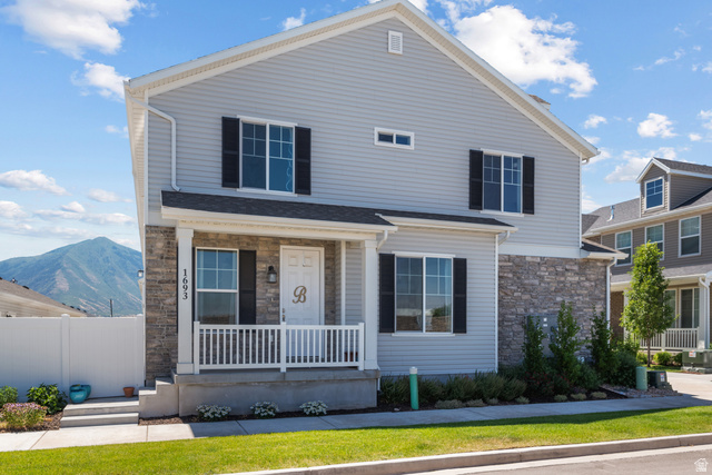 1693 North Center Point Lane Salem, UT 84653 - Photo 2 of 26 Two-story residence featuring light gray siding and a partial stone facade