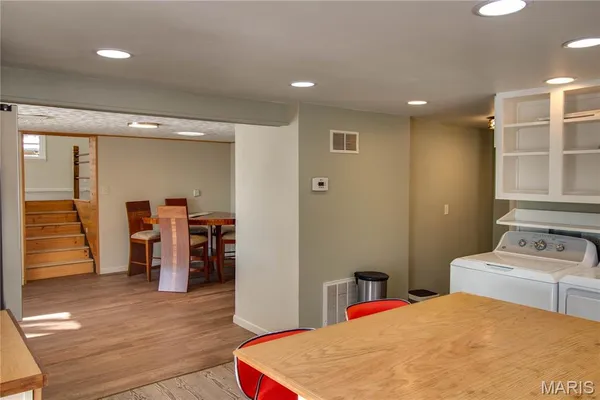 $212,000 | 104 Grafton Hills Drive, Grafton, IL 62037