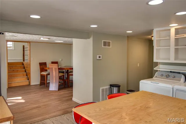 $224,500 | 104 Grafton Hills Drive, Grafton, IL 62037