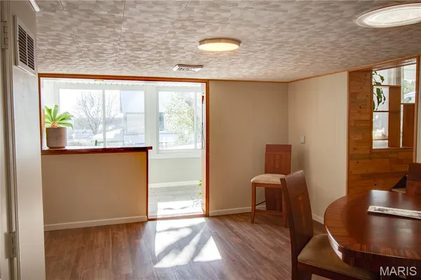 $212,000 | 104 Grafton Hills Drive, Grafton, IL 62037