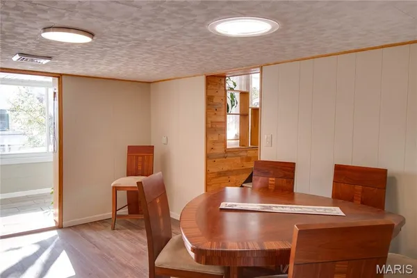 $212,000 | 104 Grafton Hills Drive, Grafton, IL 62037