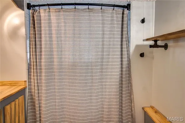 $212,000 | 104 Grafton Hills Drive, Grafton, IL 62037