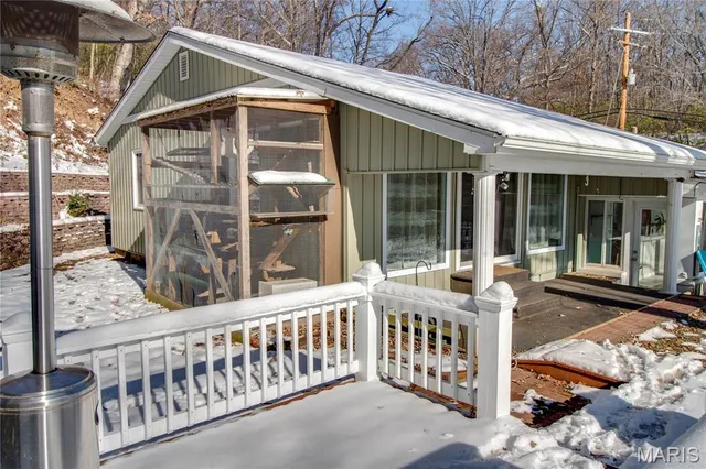 $224,500 | 104 Grafton Hills Drive, Grafton, IL 62037