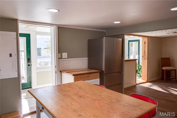 $212,000 | 104 Grafton Hills Drive, Grafton, IL 62037