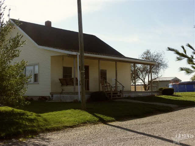 1230 County Road 79 Butler, IN 46721 - Photo 13 of 20 Gallery Image 13