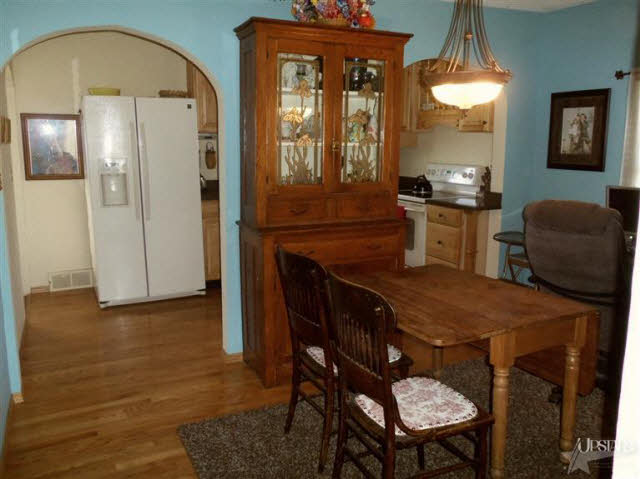 1230 County Road 79 Butler, IN 46721 - Photo 3 of 20 Gallery Image 3