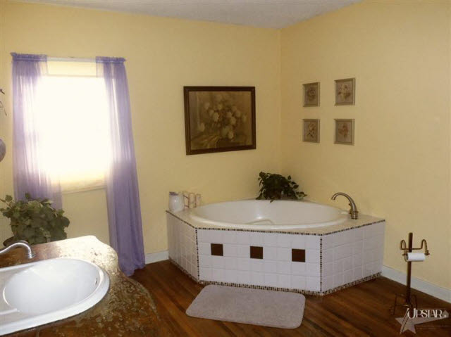 1230 County Road 79 Butler, IN 46721 - Photo 9 of 20 Gallery Image 9