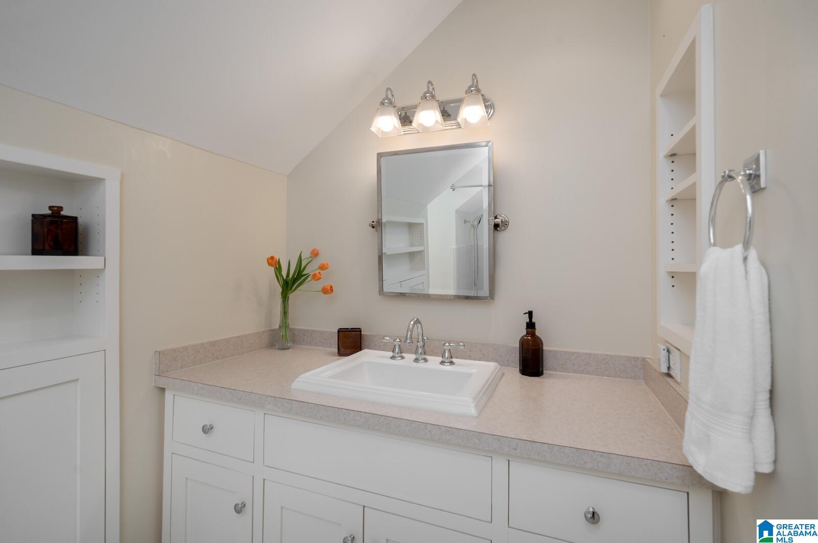 3728 Woodvale Road Birmingham, AL 35223 - Photo 36 of 57