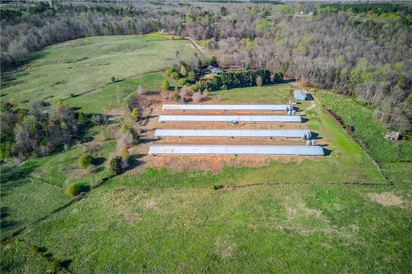 $389,900 | 334 Brock Road, Toccoa, GA 30577