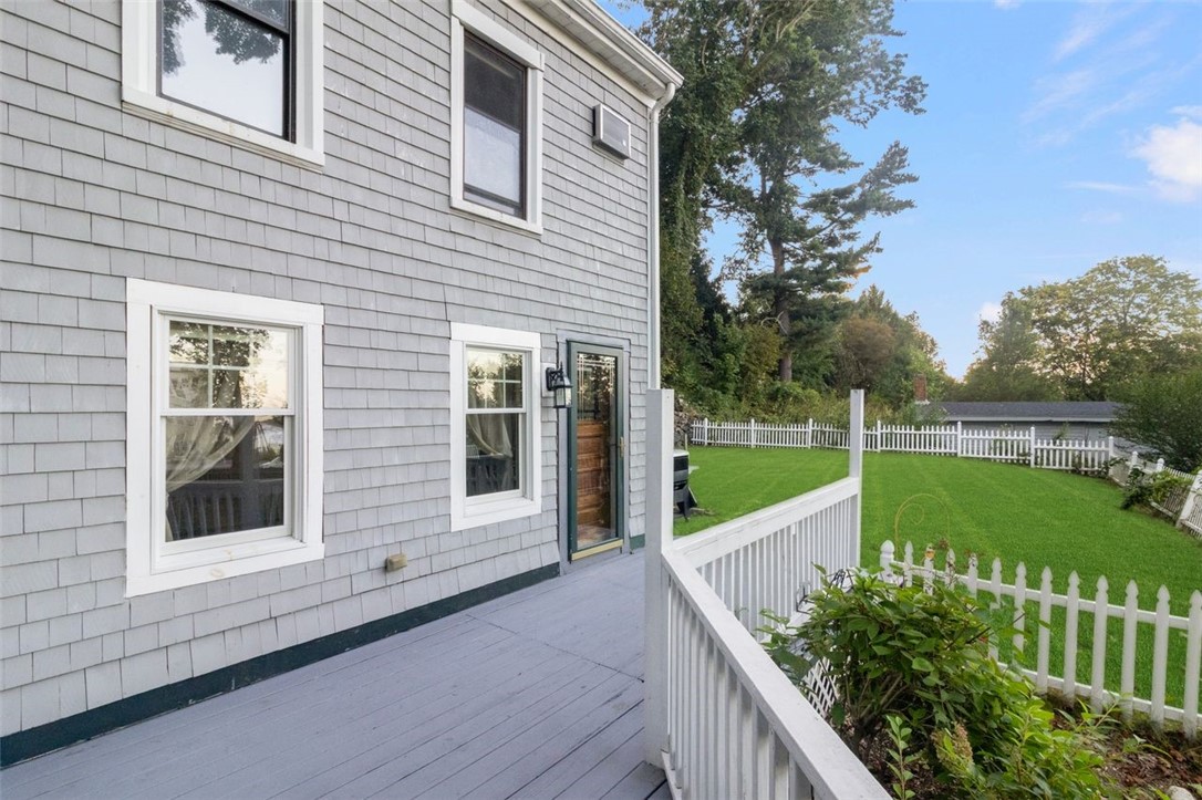 4019 Post Road Warwick, RI 02886 - Photo 32 of 41 Porch/Deck