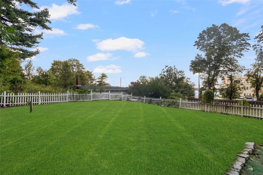 4019 Post Road Warwick, RI 02886 - Photo 35 of 41 Side Yard