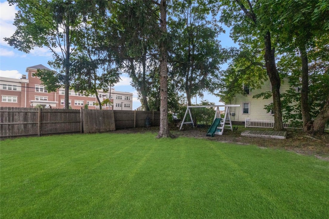 4019 Post Road Warwick, RI 02886 - Photo 36 of 41 Front Yard