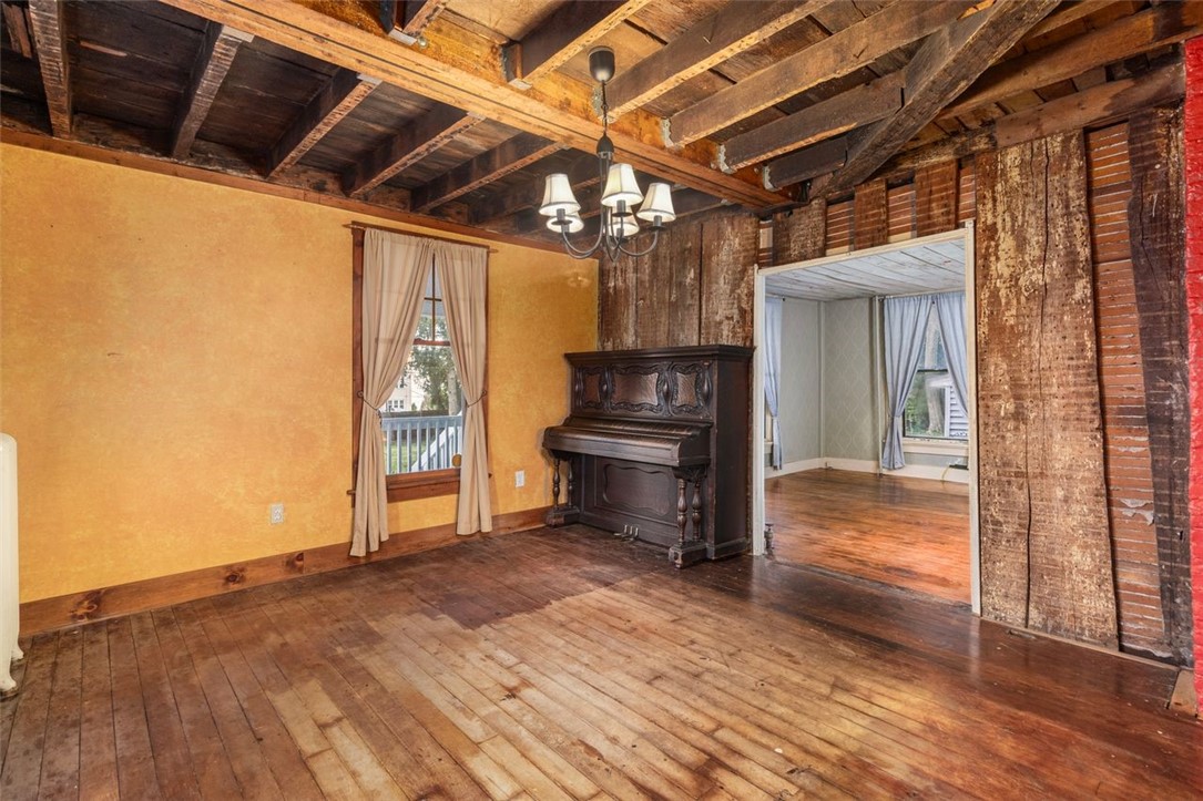 4019 Post Road Warwick, RI 02886 - Photo 10 of 41 Dining Room