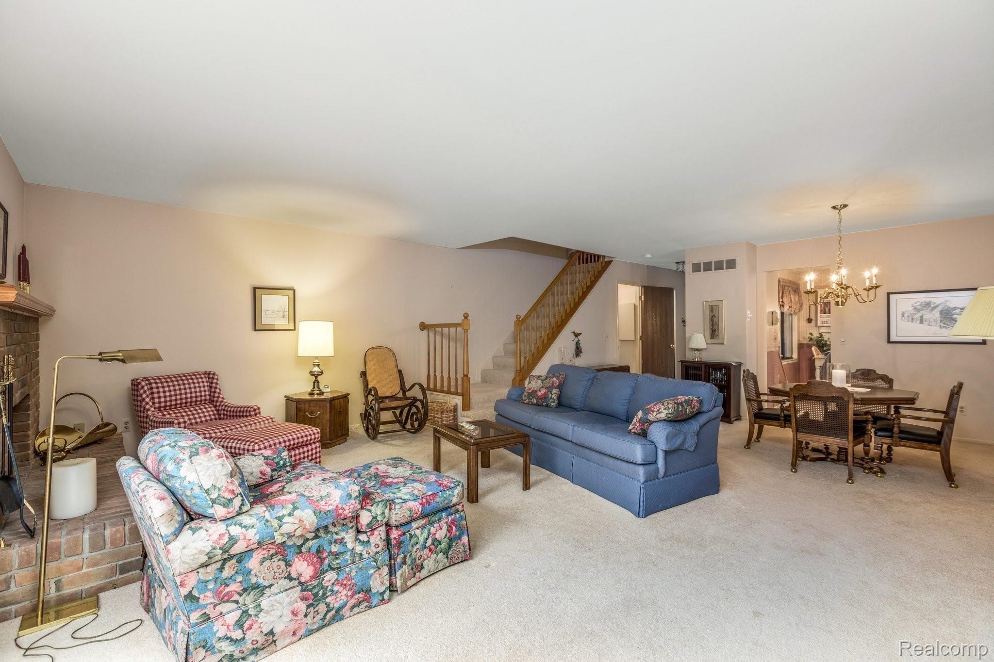 629 Tennyson Rochester, MI 48307 - Photo 13 of 30 14-web-or-mls-629 Tennyson, Rochester Hills0013.jpg