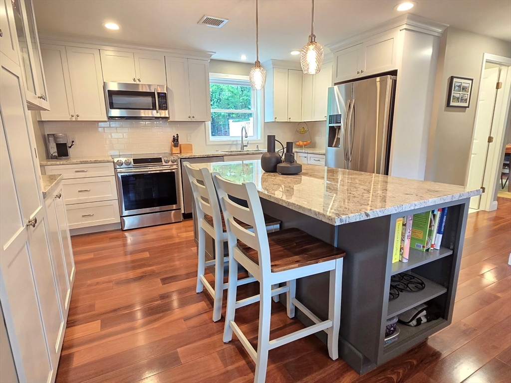 14 Oak Ridge Lane Ashland, MA 01721 - Photo 16 of 41 Gallery Image 16