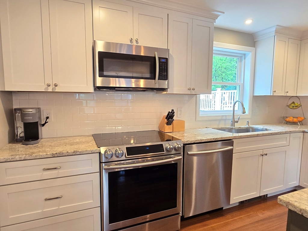14 Oak Ridge Lane Ashland, MA 01721 - Photo 18 of 41 Gallery Image 18
