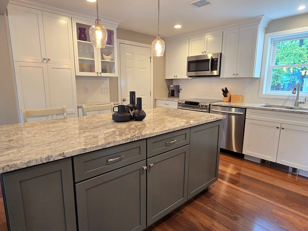 14 Oak Ridge Lane Ashland, MA 01721 - Photo 21 of 41 Gallery Image 21