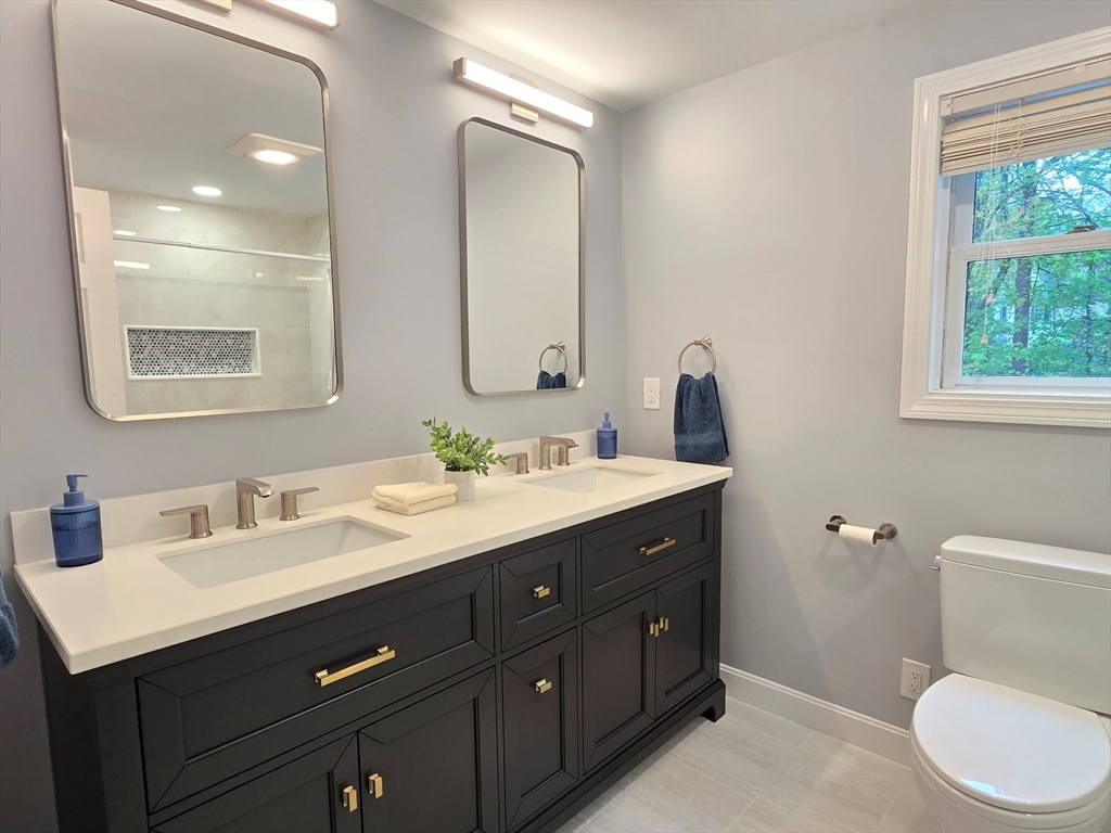 14 Oak Ridge Lane Ashland, MA 01721 - Photo 33 of 41 Gallery Image 33
