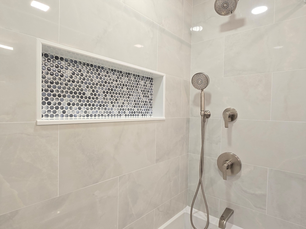 14 Oak Ridge Lane Ashland, MA 01721 - Photo 35 of 41 Gallery Image 35