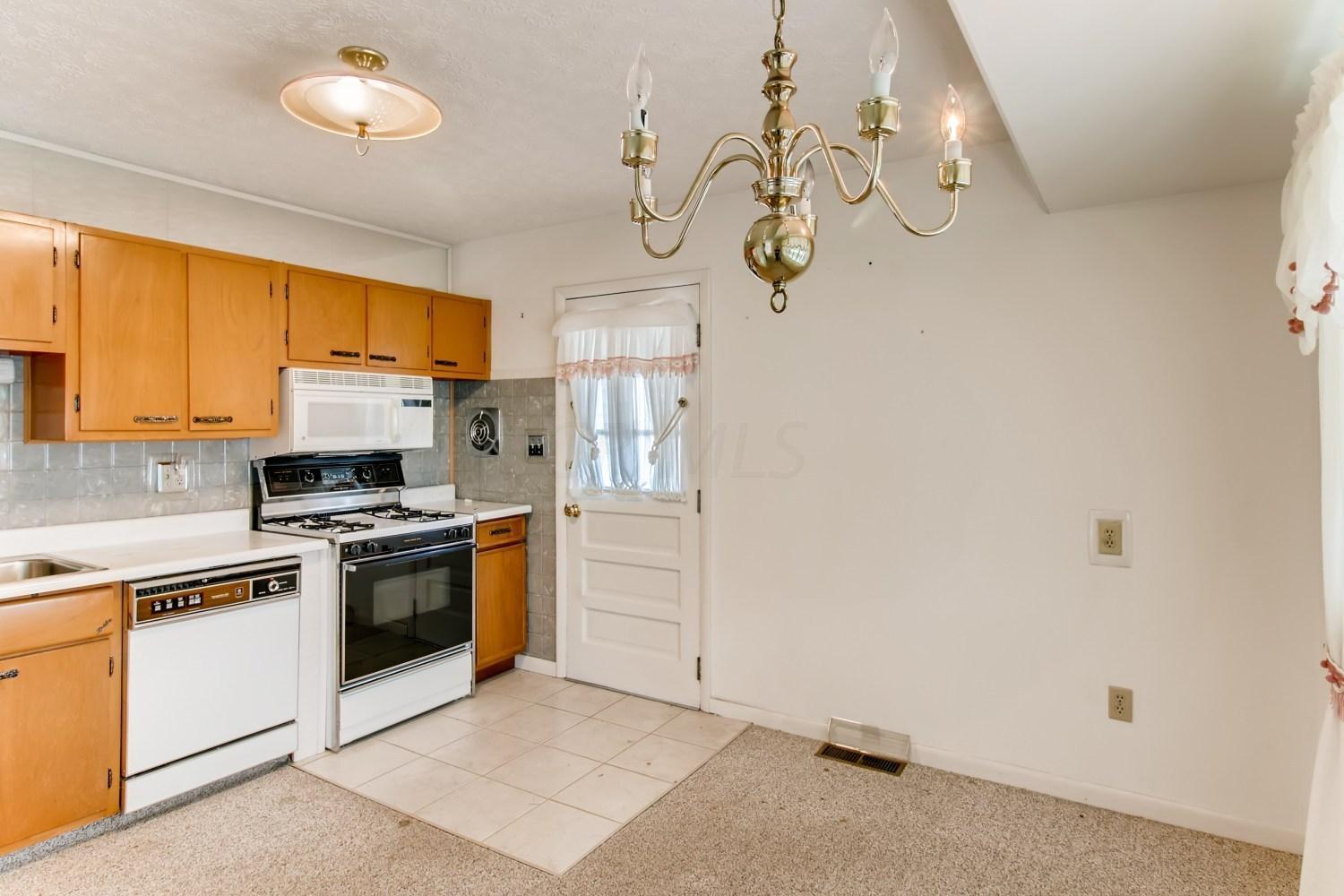 3146 Hillgate Road Columbus, OH 43207 - Photo 9 of 25 Gallery Image 9