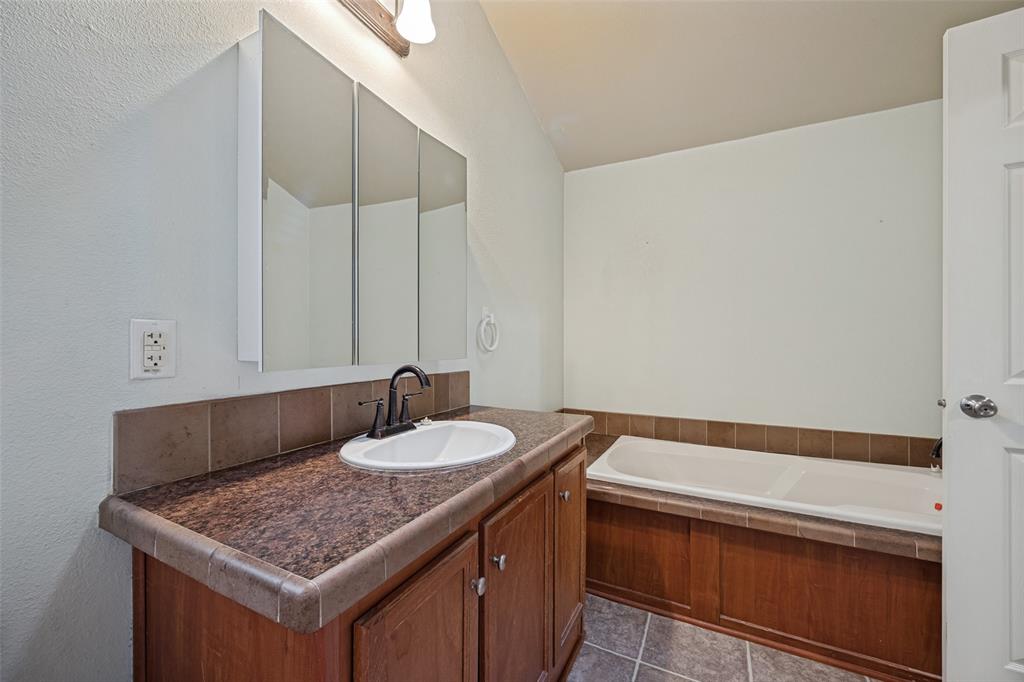 620 Pennell Road Sherman, TX 75090 - Photo 14 of 25 Gallery Image 14