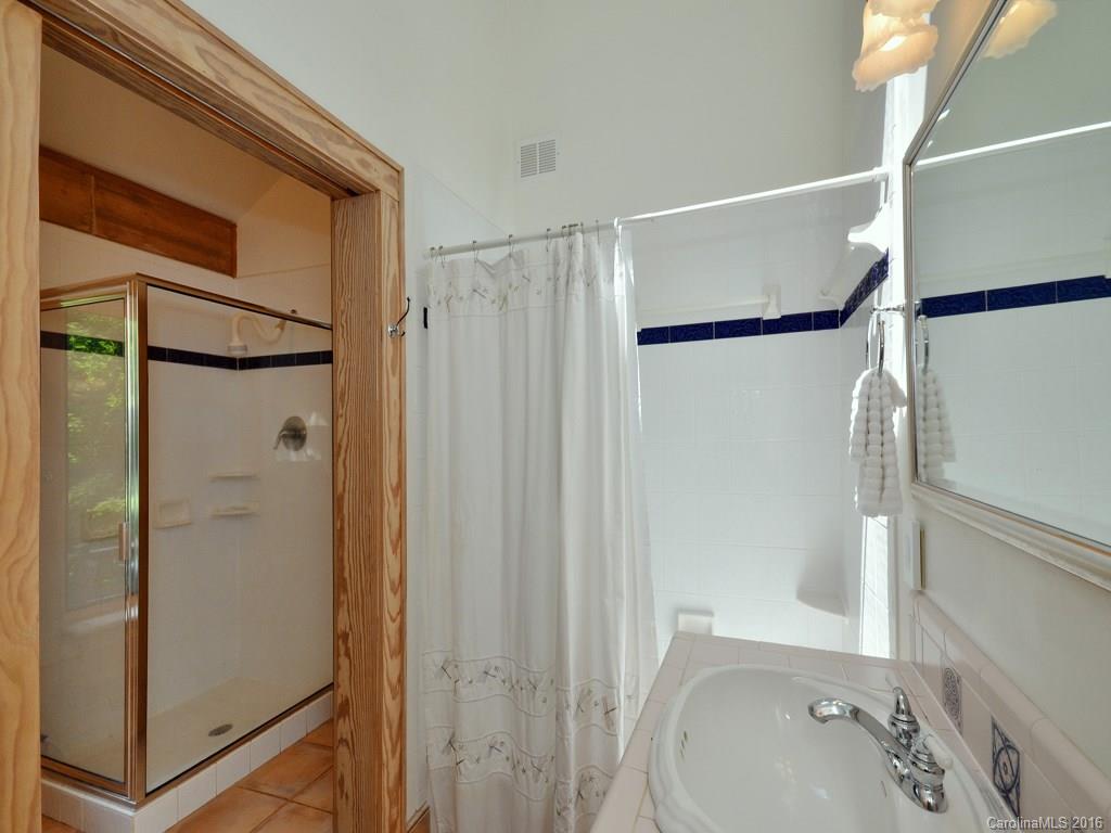 5288 East Fork Road Marshall, NC 28753 - Photo 14 of 22 Gallery Image 14