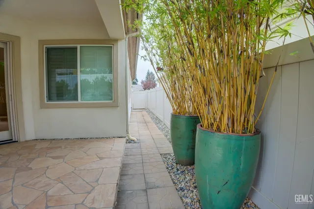 $389,900 | Undisclosed Address, Bakersfield, CA 93306