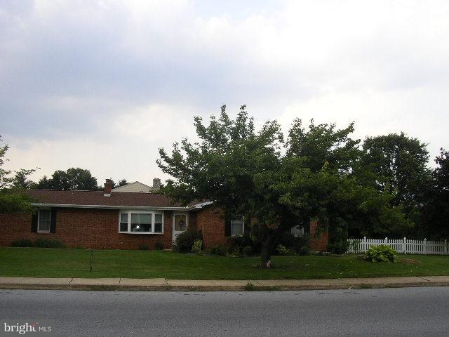 15 Carriage Road Palmyra, PA 17078 - Photo 3 of 9 Gallery Image 3