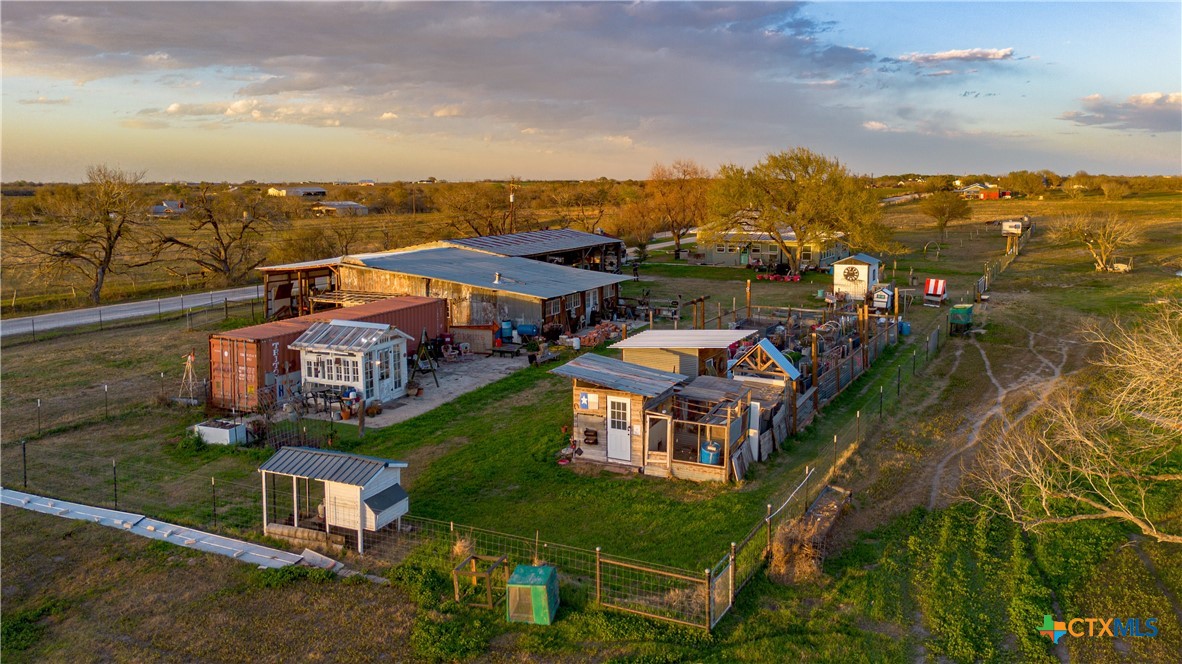 7150 Linne Road Seguin, TX 78155 - Photo 40 of 43 an aerial view of a house with a garden