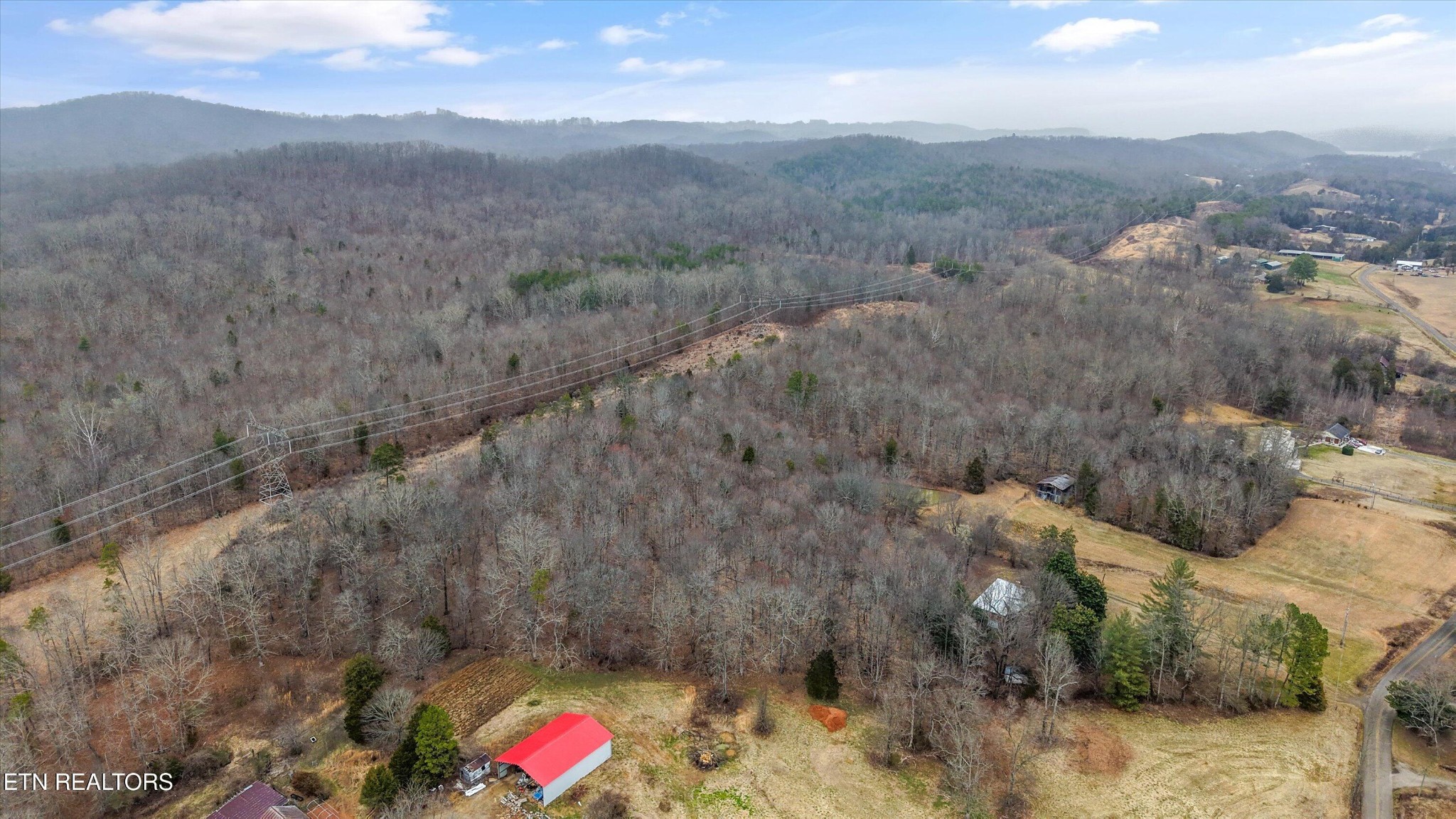 1201 Laurel Bluff Road Kingston, TN 37763 - Photo 9 of 21 a view of city and mountain
