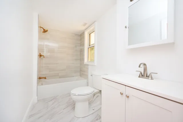 $6,000 | 5 Chauncy Street, Unit 2, Cambridge, MA 02138