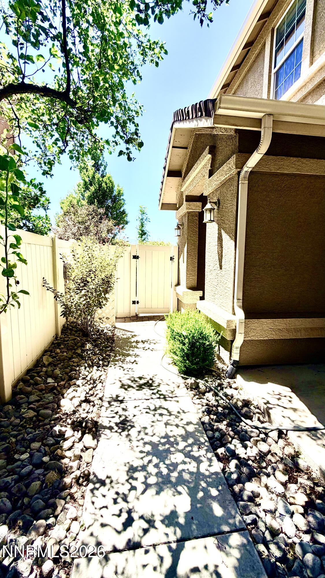 11015 Lamour Lane Reno, NV 89521 - Photo 2 of 21 IMG_3241