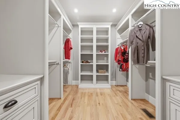 $1,380,000 | 457 Autumn Leaf Way, Crumpler, NC 28617