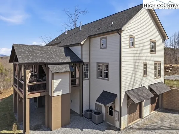$1,380,000 | 457 Autumn Leaf Way, Crumpler, NC 28617
