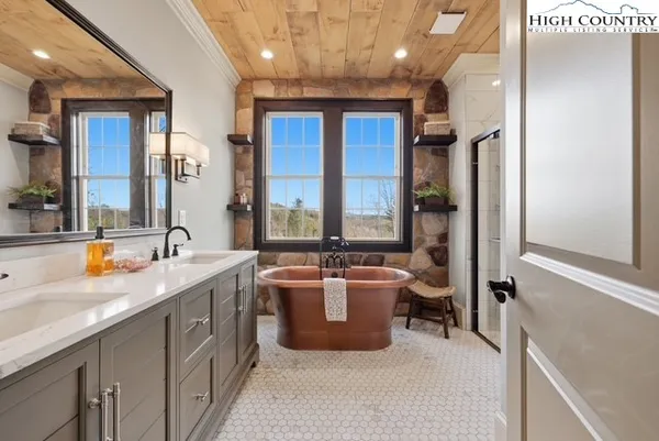 $1,380,000 | 457 Autumn Leaf Way, Crumpler, NC 28617