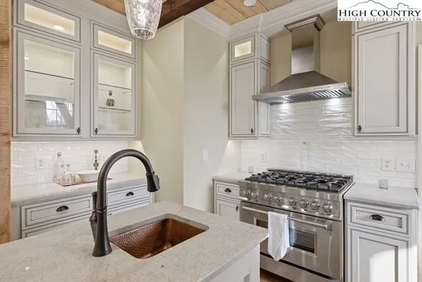 $1,380,000 | 457 Autumn Leaf Way, Crumpler, NC 28617